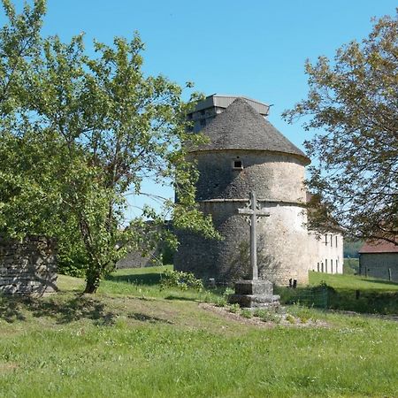La Ferme Aux Glycines 호텔 Aillevans 외부 사진